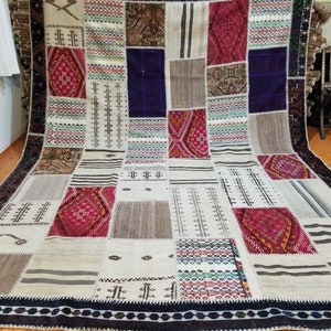 Schöner antiker mehrfarbiger Wollflor Tribal Area Patchwork Teppich 8x12ft