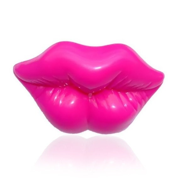 kiss pacifier