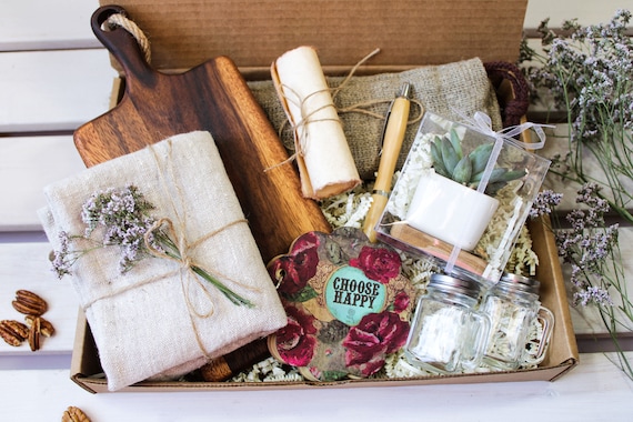 Quality Kitchen Gift Box / New Home Gift Box / Natural Gift Box