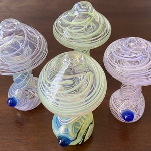 Mushroom Swirl Glass Hand Pipe High Quality Pipe, Gift Pipe, Collectable Pipe