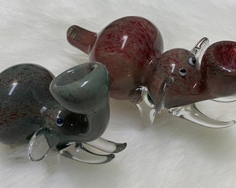 Tusk Elephant Bowl Glass Hand Pipe