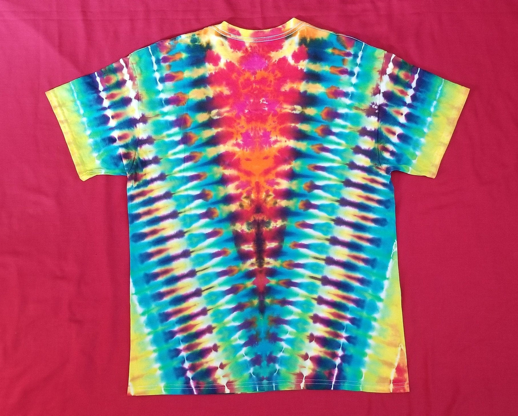 Large Classic Rainbow DNA Tie Dye T-Shirt