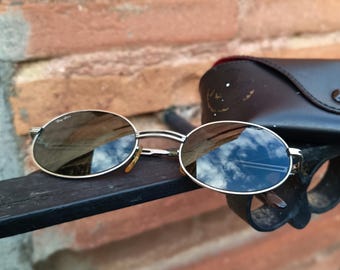 Ray-Ban Vintage 90 BL Oval Sunglasses with Engraved Bausch & Lomb Mineral Lenses + Original Case – Timeless 1990s Chic