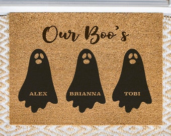 Halloween Kid's Names Doormat, Fall Welcome Mat, Custom Front Door Mat, Haunted House Doormat, Ghost Doormat, Cute Doormat, Fall Doormat