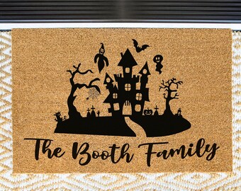 Halloween Family Name Doormat, Fall Welcome Mat, Custom Front Door Mat, Haunted House Doormat, Autumn Doormat, Cute Doormat, Fall Doormat