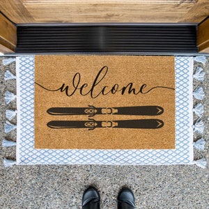 Welcome Skis Doormat, Downhill Ski Mat, Cross Country Ski Door Mat, Downhill Skiing Outdoor Mat, Skiing Welcome Mat, Cabin