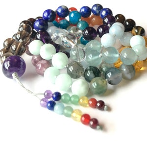 Collana Mala dei 7 Chakra, 108 perle Mala, Mala arcobaleno, Mala per meditazione, Mala dei Chakra, Gioielli per yoga, Rosario buddista Mala, Japa Mala