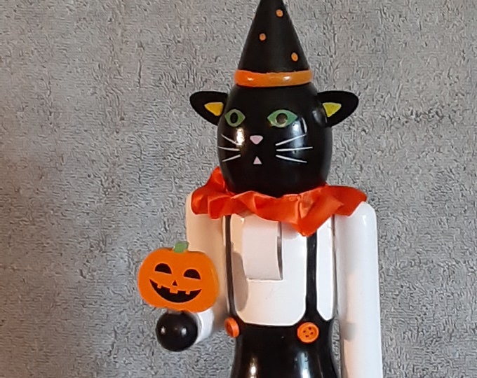 Nutcracker Halloween Theme Black Cat Theme Wooden Nutcracker Etsy