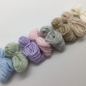 Pure cashmere darning yarn, 100% cashmere repair yarn, pastel cashmere remnants, cashmere embroidery yarn, darning thread, darning wool