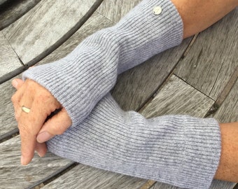 Cashmere wrist warmers / sleeve by Willow Luxury (one size)