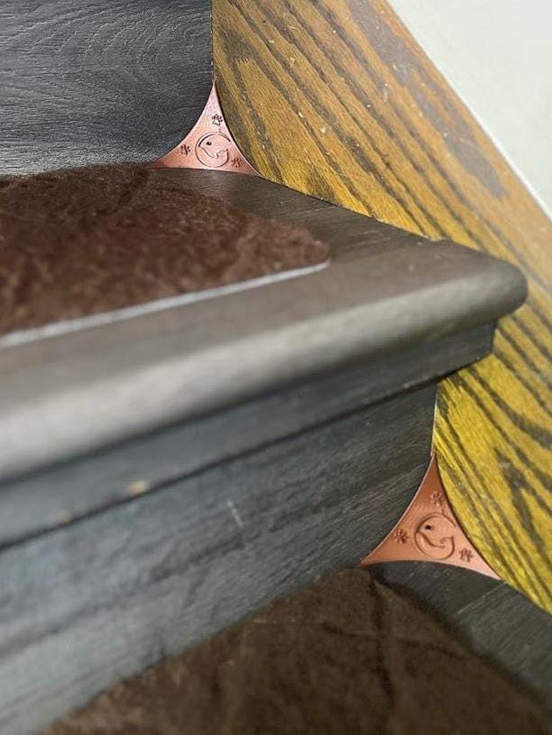 Cat and Paw Design Stair Dust Corners – 3D Printed Victorian Style Dust ...
