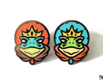 Sumpfherrscher – Frosch-Anstecknadel aus Hartemaille / Krötenbrosche / Cottagecore-Jackenaccessoire / Kryptid