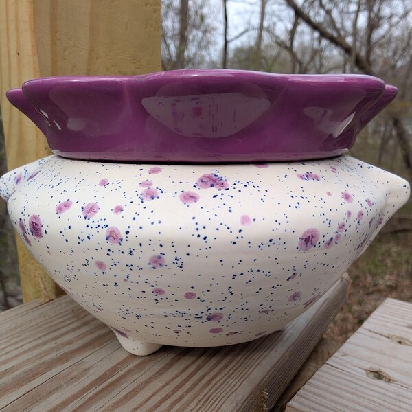 AFRICAN VIOLET POT
