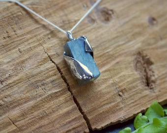 Rough Labradorite & Sterling Silver Pendant.