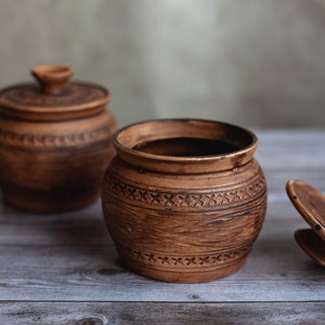 Clay pot with lid,Stoneware cookware,Ceramic pot for soup,Sugar bowl,Pottery bowl,Honey pot,Rustic baking dish,Small ceramic casserole image 1