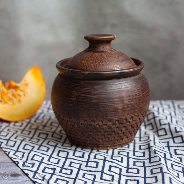 Ceramic casserole with lid,Authentic Ukrainian cookware,Handmade clay casserole,Unglazed stoneware casserole,Big baking pot,Organic clay pot