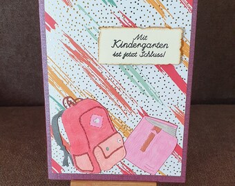 Kindergarten is now over - Girls - Congratulation card - School enrolment