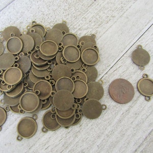 12mm Round Connector Pendant Tray - Blank Bezel Setting * 12mm Cabochon Tray* Antique Bronze * Double Loop Link Setting - 32pc