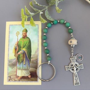 Green Howlite Beads Irish Penal Rosary / Saint Patrick Decade Rosary / Celtic Crucifix St Patrick Holy Medal / Saint Patrick Pocket Rosary