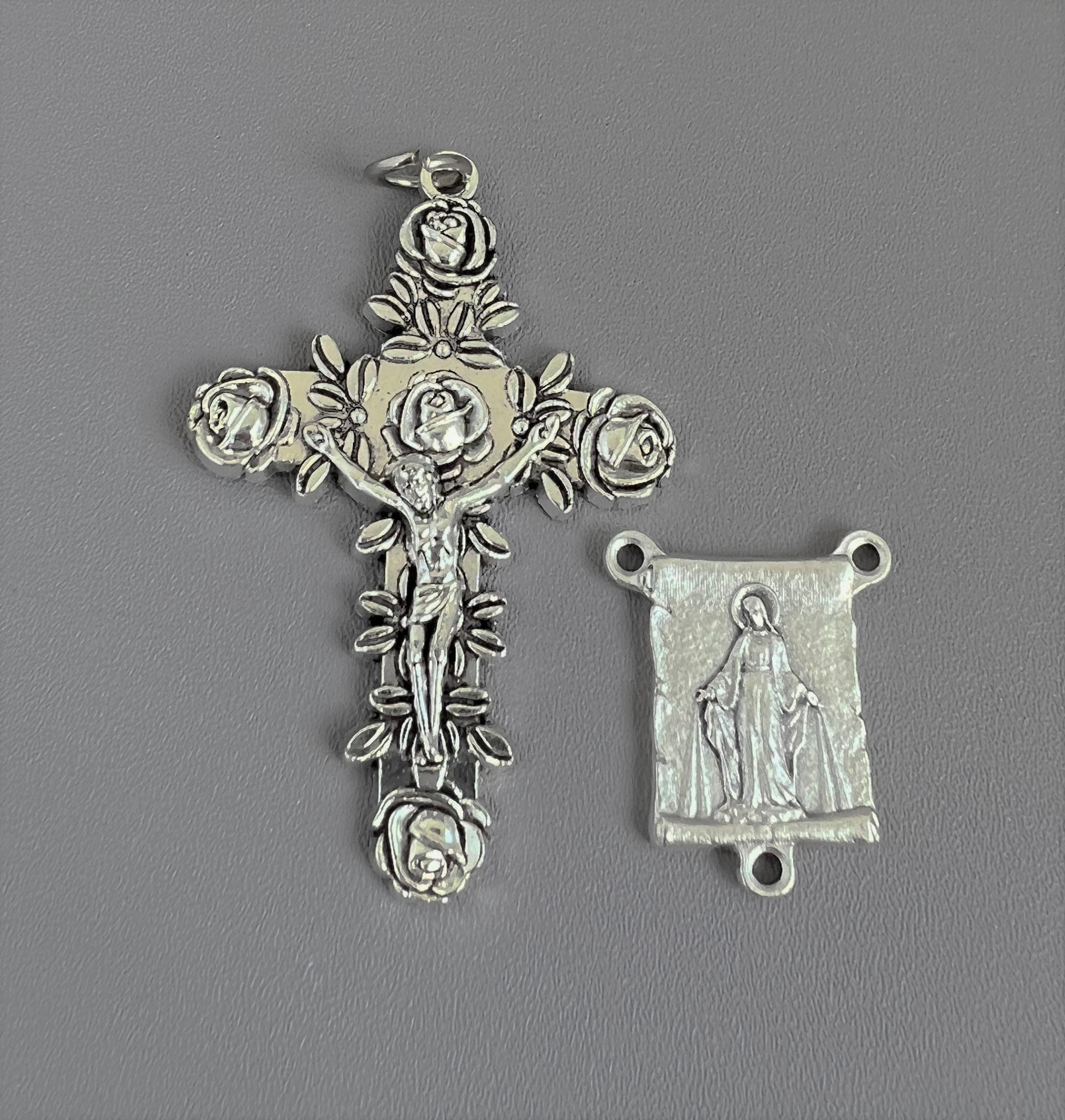 ITALY Silver Our Lady of GRACE Rosary Centerpiece Rosary