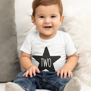 Two Unisex Kids T-shirt STAR Birthday 2nd Birthday Gift Party Child Sibling Celebration Present T Shirt 2 Year Old Second Birthday I Am Two