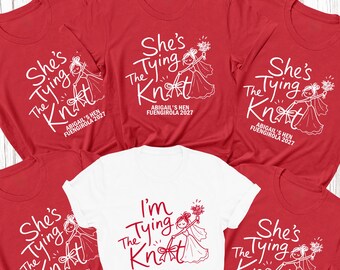 Personalisierte Shirts für den Junggesellinnenabschied „Tiing the Knot“, passende Oberteile für Braut und Junggesellin beim Brautparty