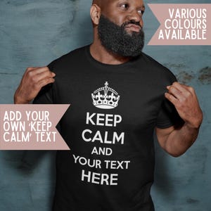 パーソナライズされたカスタム Keep Calm 大人用 T シャツ、カスタムテキストシャツ、Keep Calm Your Text、ユニセックス、独身パーティー、スタッグパーティー、面白いギフト、ワークシャツ、ジョーク T シャツ