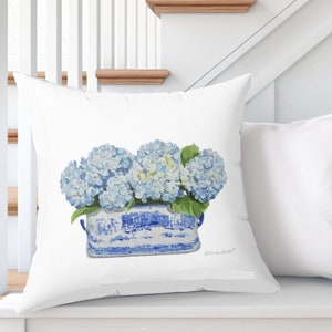 Floral Decorative Pillow, Hydrangea Pillow, Floral Throw Pillow ,Floral Accent Pillow Home Decor Living Room Decor Gift Floral lumbar Pillow