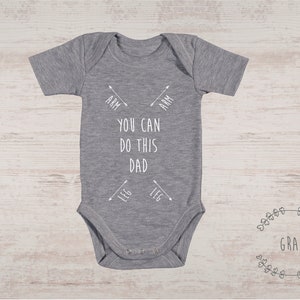 Gender Neutral Baby Gift, Funny Baby Shower Gift, New Dad Gift, You Can DO THIS DAD Baby Bodysuit, Funny Gift For New Dad, First Time Dad Szary