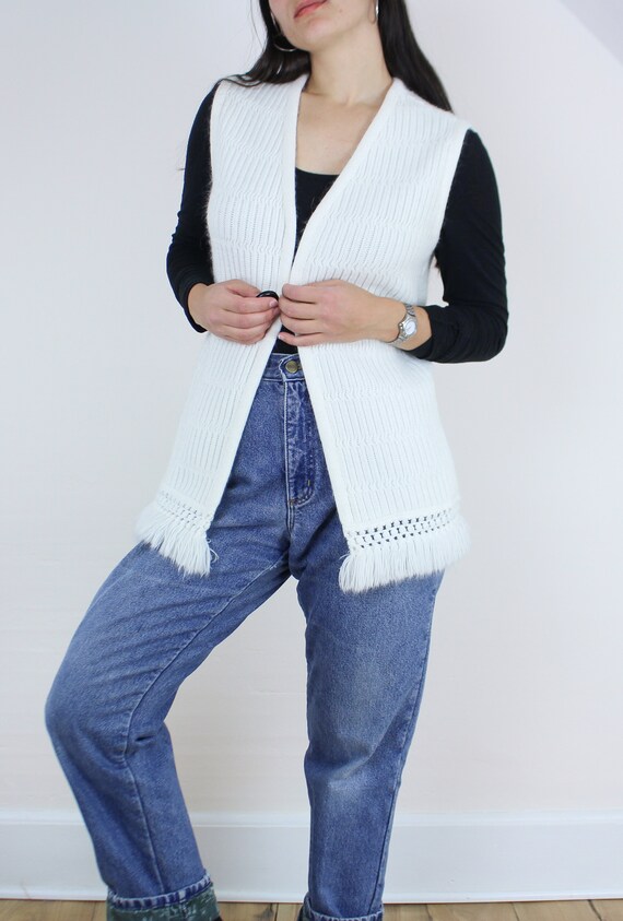 Vintage 60s Toluca Knits fringe vest, white, open… - image 2