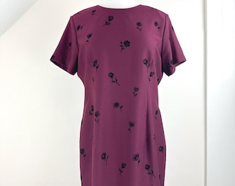 Vintage 90's Burgundy Dress w/ Black Velvet Floral, Midi, Short Sleeve, Sheath Fit, Festive Holiday Christmas, Willow Ridge, Rayon Blend Vintage 90's Burgundy Dress w/ Black Velvet Floral, Midi, Short Sleeve, Sheath Fit, Festive Holiday Christmas, Willow Ridge, Rayon Blend