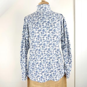 Vintage 90s ditsy floral cotton blend turtleneck top, blue flowers on white, Cabin Creek, feminine cottage core tiny flowers grunge winter