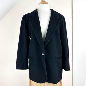 Vintage 80s LLBean cashmere blend blazer jacket, black, wool, shoulder pads, single button front, notch collar dark academic preppy workwear