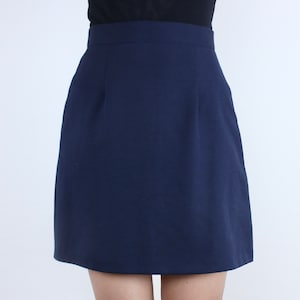 Vintage 90s 27W navy blue mini skirt, Byer Dress, high rise, front pleats, dark academic, career wear, minimalist