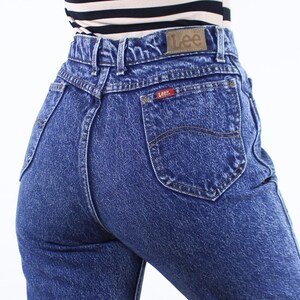 Vintage 80&#39;s 28W stonewashed Lee jeans, dark wash denim, unique seaming, high waist, high rise, tapered leg, mom jean, 5-pocket, ankle zip
