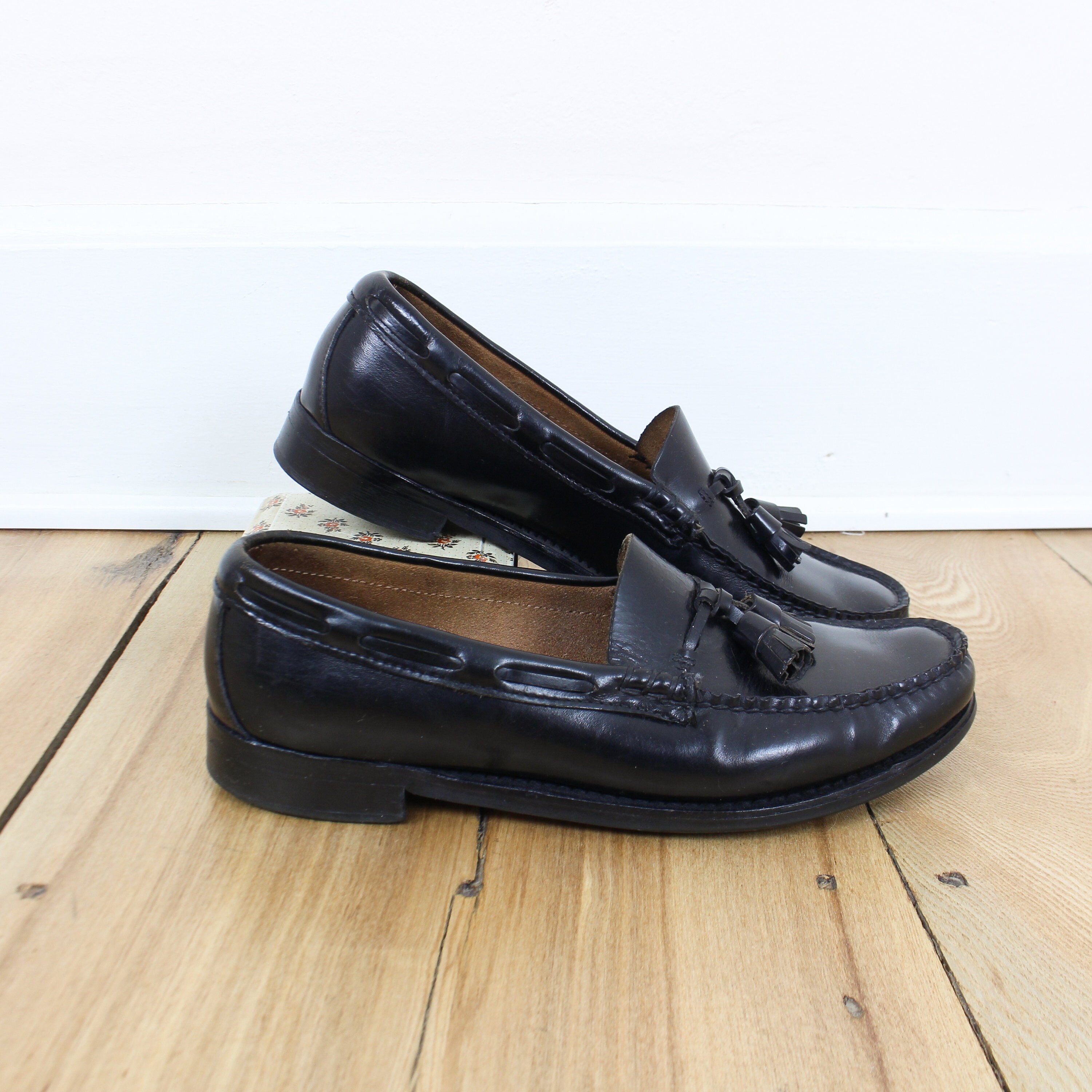 80s 90s Vintage Black Leather Loafer With Tassel Chunky Low
