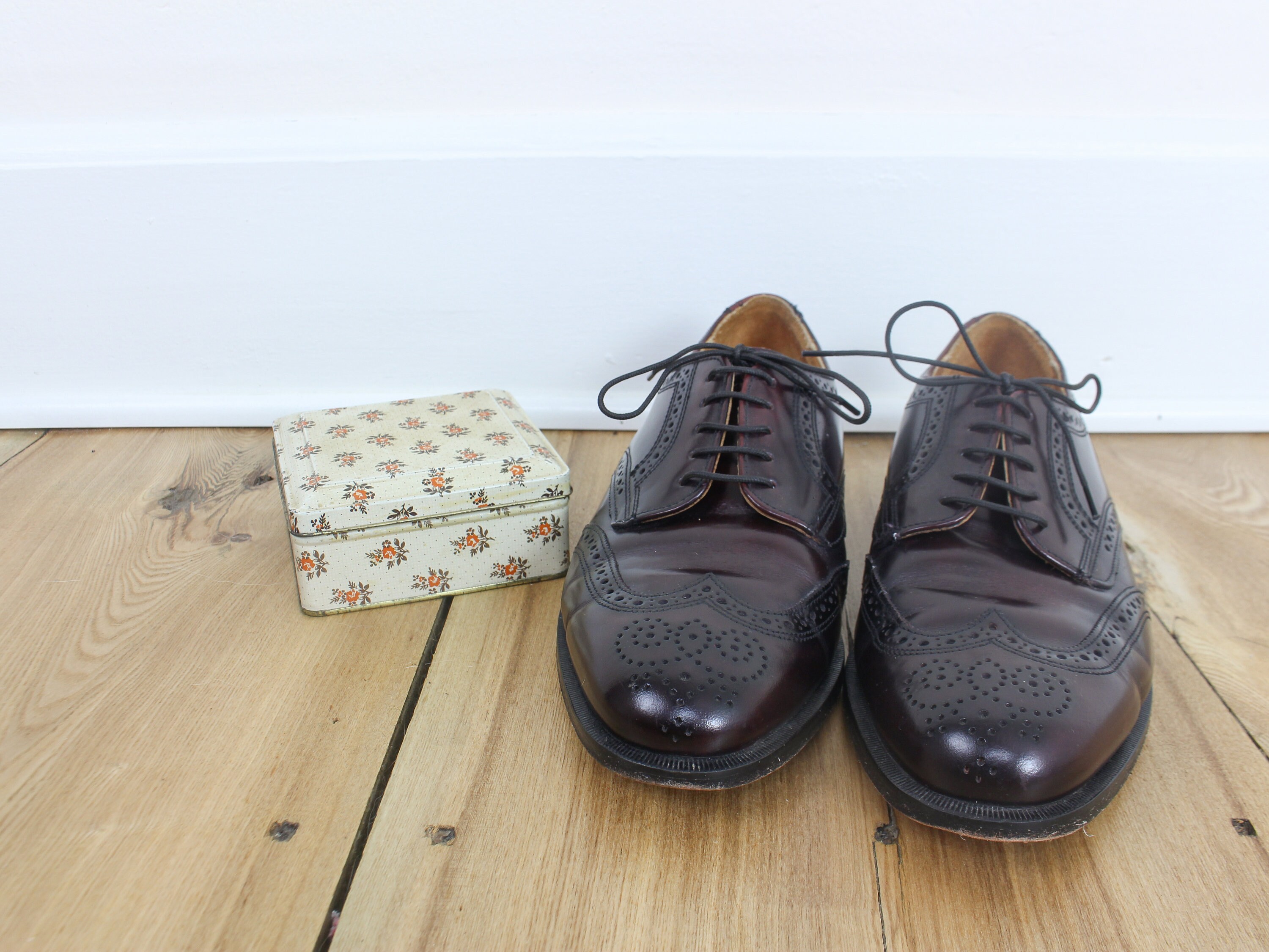 Vintage 90s Cole Haan Oxford Tie Shoes, Oxblood, Dark Brown  display picture 2