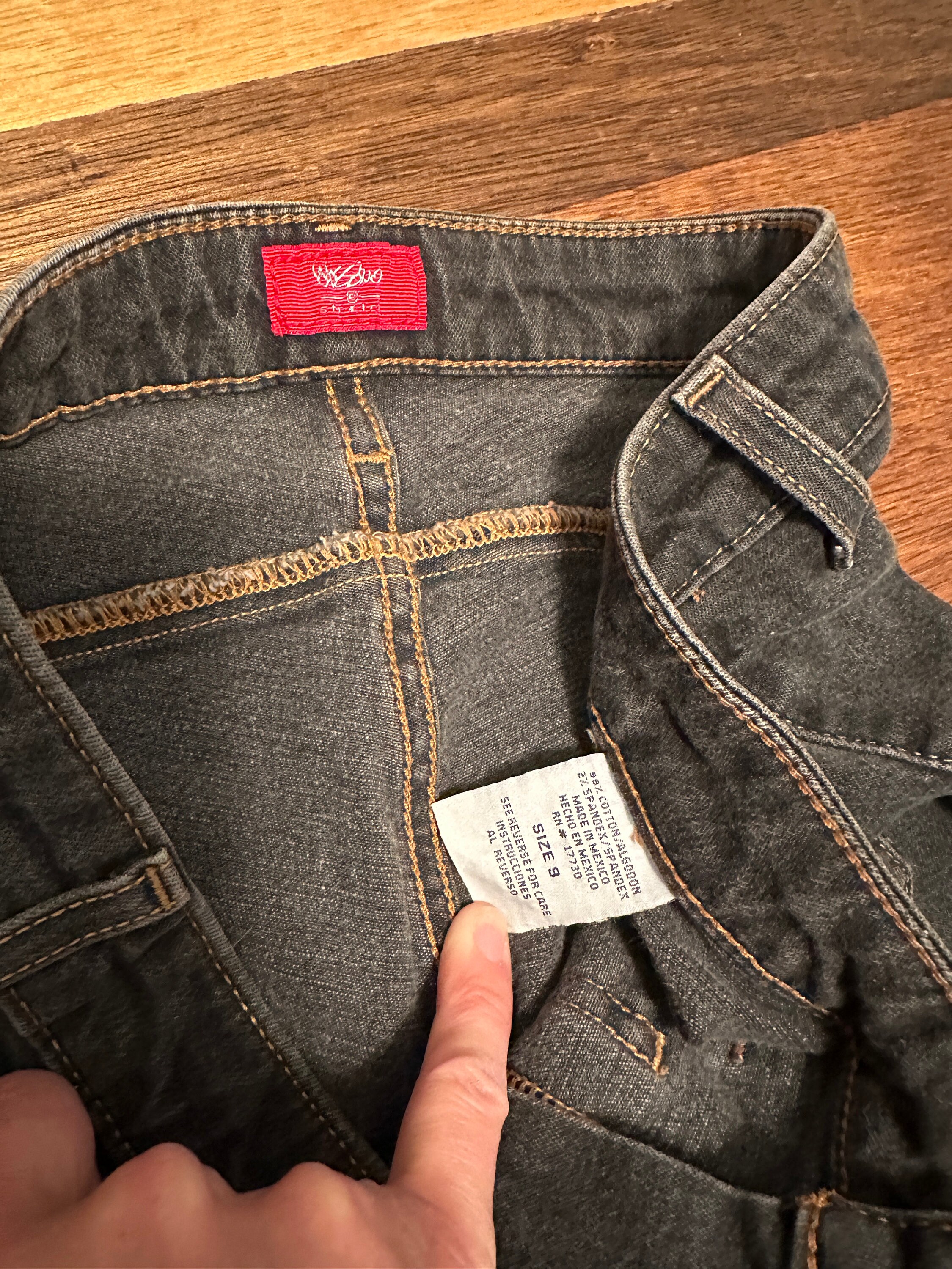 Vintage Y2K 31W Mid Rise Flare Leg Jeans, Stretch Denim