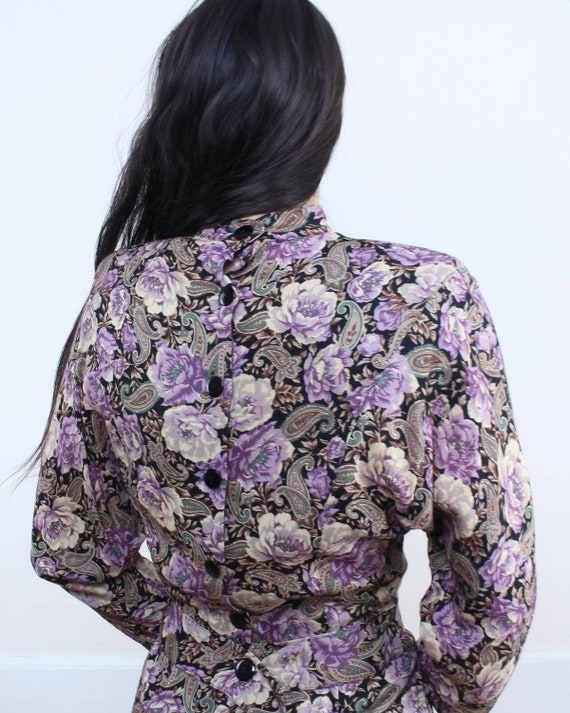 Vintage 80s does 40s floral dress, purple & cream… - image 9