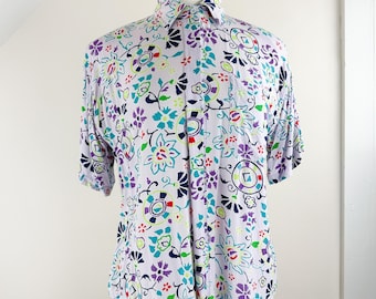 Vintage 90&#39;s rayon blouse, IGNITE, lavender w/ unique colorful floral, collared, hidden button front, short sleeve, chest pocket, funky, fun