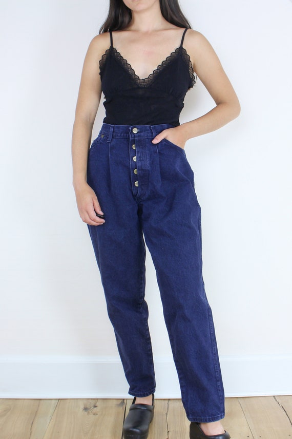 Vintage 90s 32W Chic jeans, exposed button fly, d… - image 9