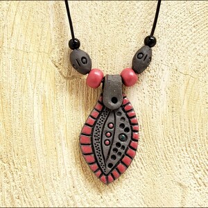 Dark Clay Ceramic Necklace Leaf Shaped Pendant  wit Red Accents