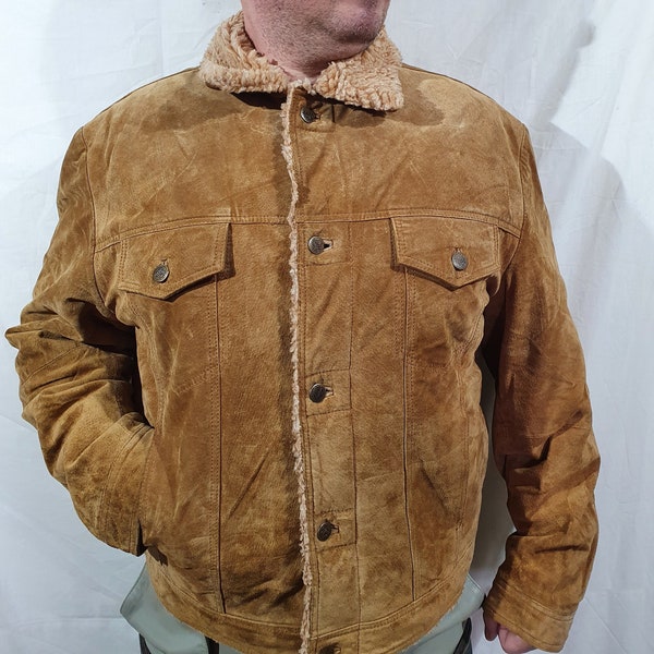 Cozy Men's suede jacket with faux fur insulation. Men's leather jacket sewn in the style of Denim. Warm suede jacket with metal buttons.