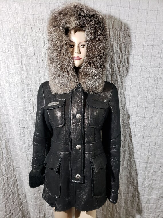 A Wonderful Women s Warm Sheepskin Coat Made of Genuine Fur. Stylish Black Sheepskin Coat With Hood Decorated With Silver Fox Fur. Etsy Canada
