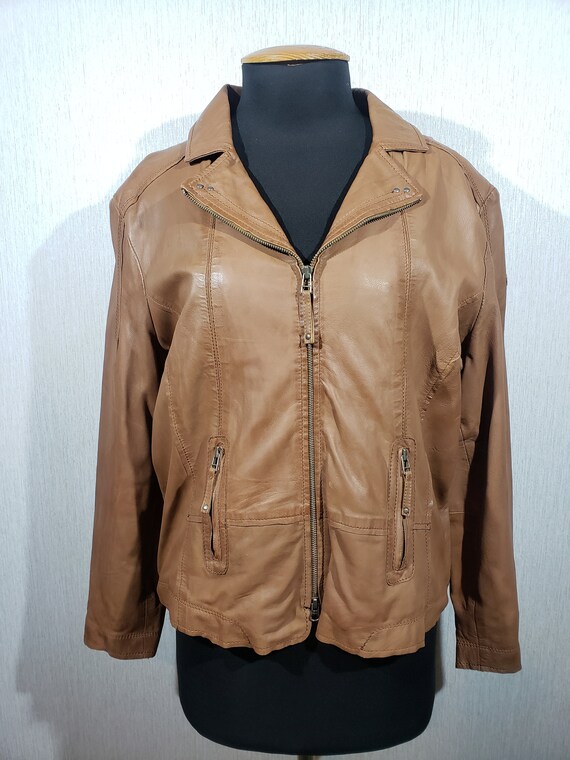 Tolle Damen Sport Sanfte braune Damenjacke mit einem