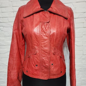 Delicate Red Leather Jacket - Women&#39;s Metal Zipper