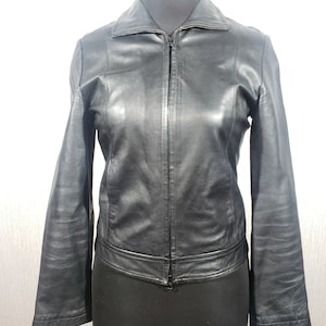 Black Genuine Leather Jacket: Women&#39;s Metal Zipper Moto Style