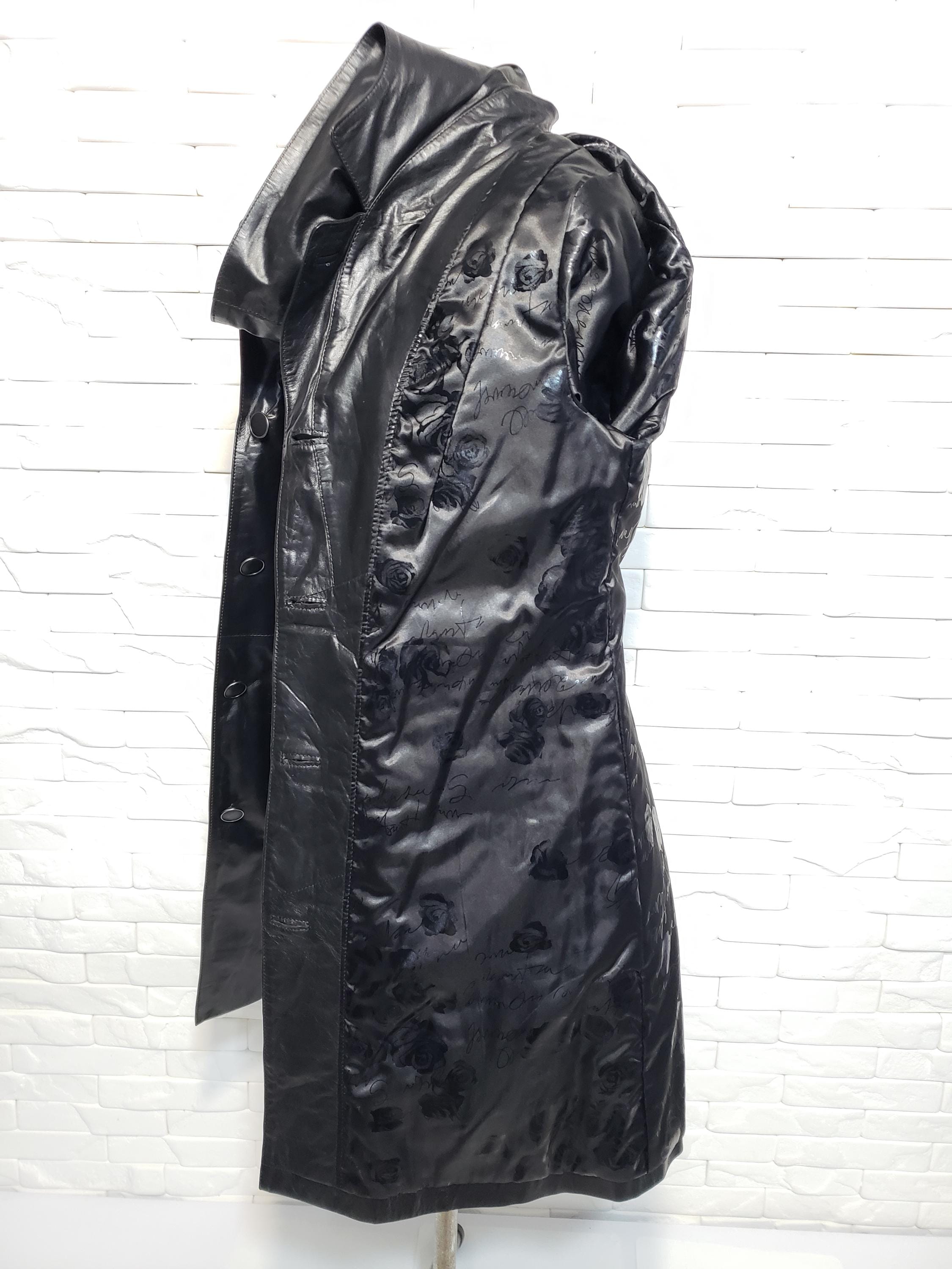 フード付きブラックレザーコート - レディースロングラインジャケット