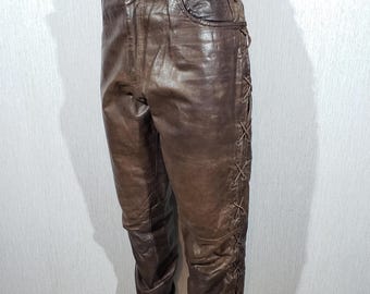 Braune Leder Motorradhose mit Schnürung