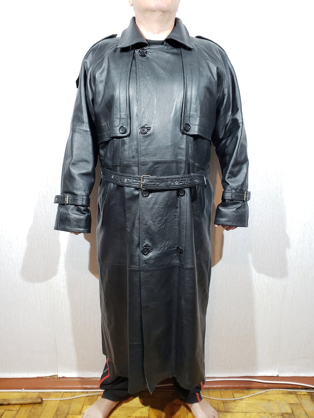 Stylish Men's Leather Long Coat. Chic Leather Men's Raincoat With a